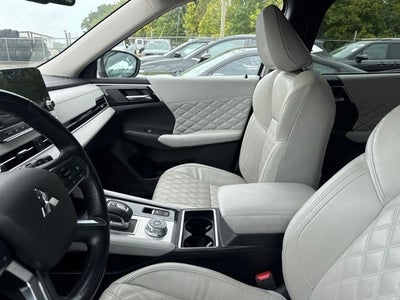 2022 Mitsubishi Outlander SEL