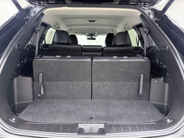 2025 Mitsubishi Outlander Base
