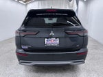 2025 Mitsubishi Outlander Base
