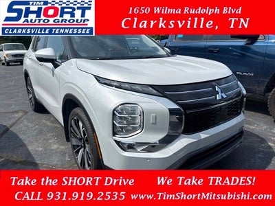 2025 Mitsubishi Outlander Base