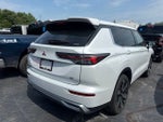 2025 Mitsubishi Outlander Base