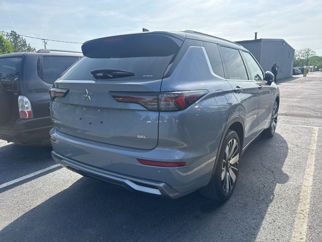 2025 Mitsubishi Outlander SEL