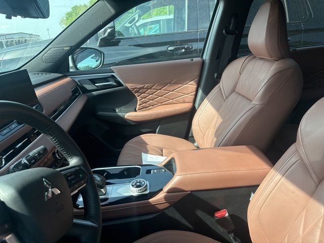 2025 Mitsubishi Outlander SEL