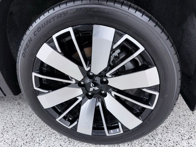 2025 Mitsubishi Outlander SEL