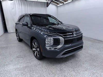 2025 Mitsubishi Outlander SEL