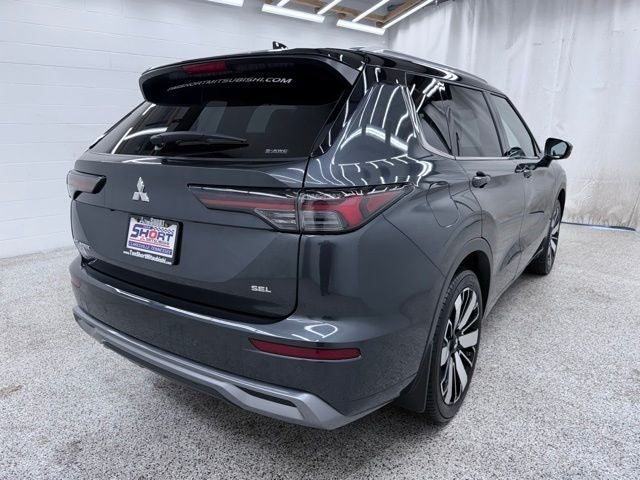 2025 Mitsubishi Outlander SEL