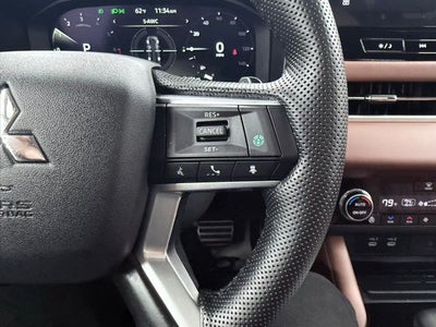 2025 Mitsubishi Outlander SEL