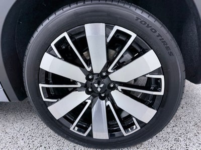 2025 Mitsubishi Outlander SEL