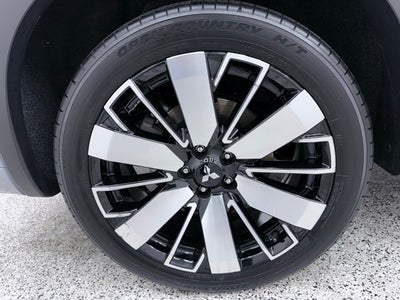 2025 Mitsubishi Outlander SEL