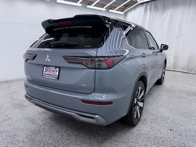 2025 Mitsubishi Outlander SEL