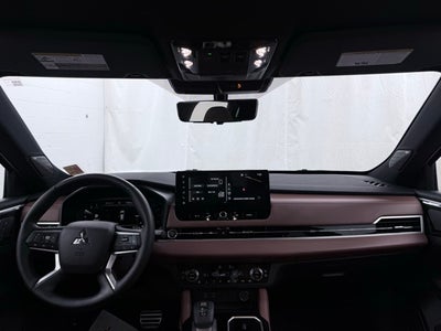2025 Mitsubishi Outlander SEL