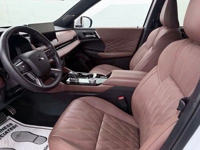 2025 Mitsubishi Outlander SEL