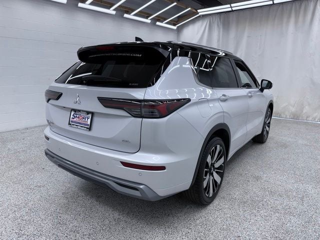 2025 Mitsubishi Outlander SEL