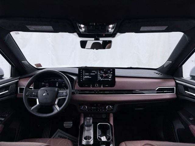 2025 Mitsubishi Outlander SEL
