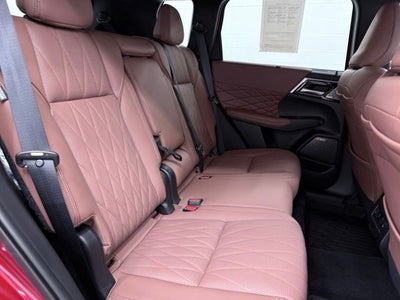 2026 Mitsubishi Outlander SEL