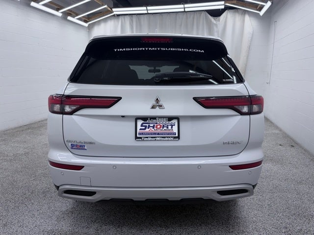 2023 Mitsubishi Outlander PHEV SE