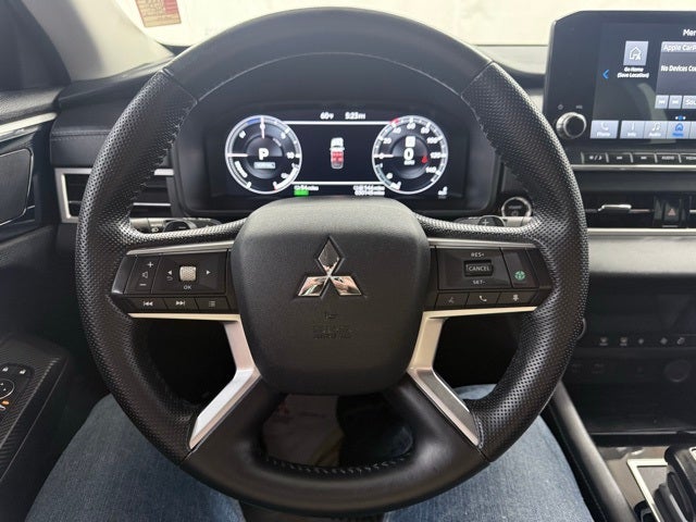 2023 Mitsubishi Outlander PHEV SE