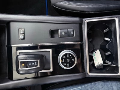 2023 Mitsubishi Outlander PHEV SE