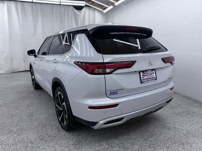 2023 Mitsubishi Outlander PHEV SE