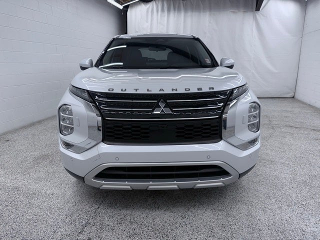 2023 Mitsubishi Outlander PHEV SE