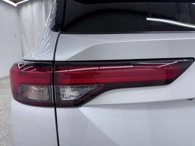2023 Mitsubishi Outlander PHEV SE