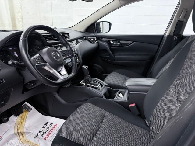 2021 Nissan Rogue Sport SV