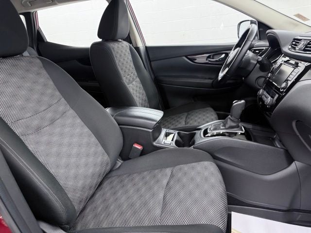 2021 Nissan Rogue Sport SV