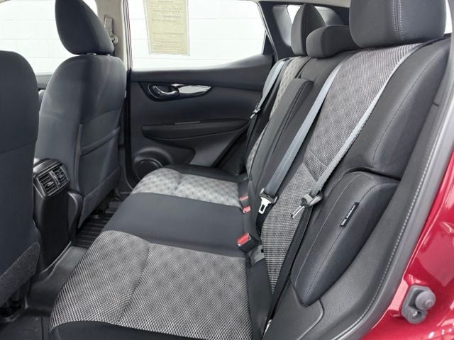 2021 Nissan Rogue Sport SV
