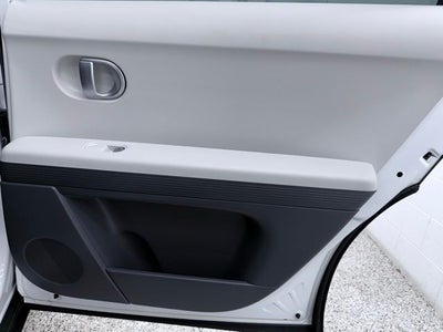 2024 Hyundai IONIQ 5 SE