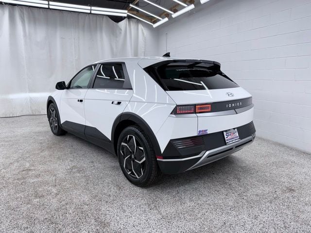 2024 Hyundai IONIQ 5 SE