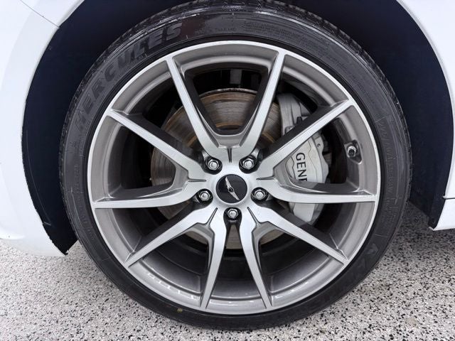 2025 Genesis G70 2.5T