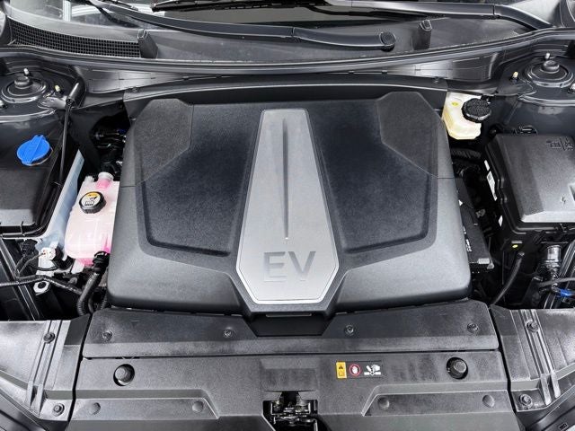 2024 Kia EV6 Light