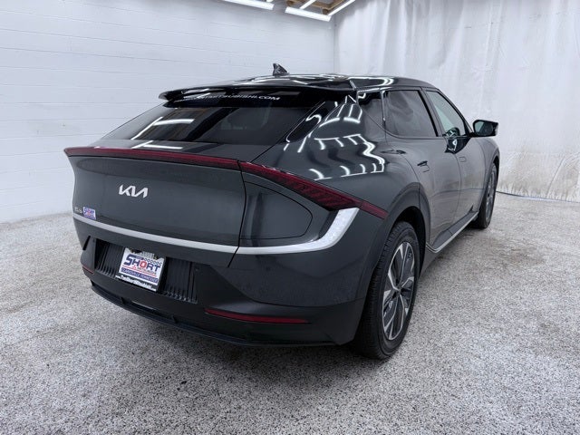 2024 Kia EV6 Light