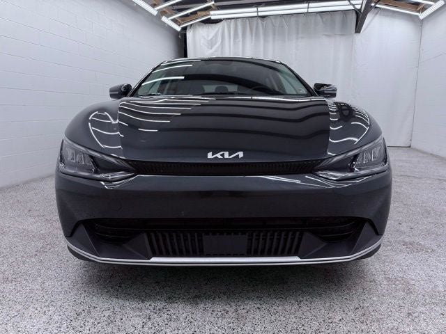 2024 Kia EV6 Light