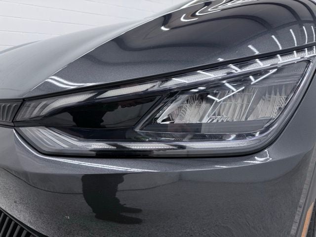 2024 Kia EV6 Light
