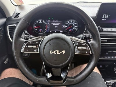 2023 Kia Seltos SX