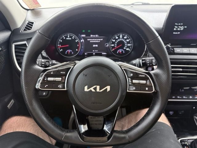 2023 Kia Seltos SX