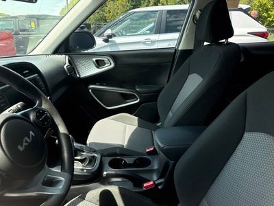 2024 Kia Soul LX