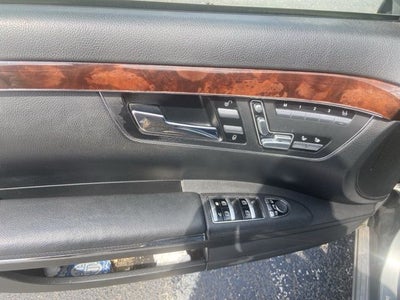 2011 Mercedes-Benz S-Class S 550
