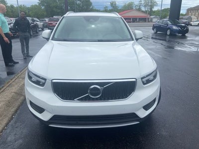2019 Volvo XC40 Momentum