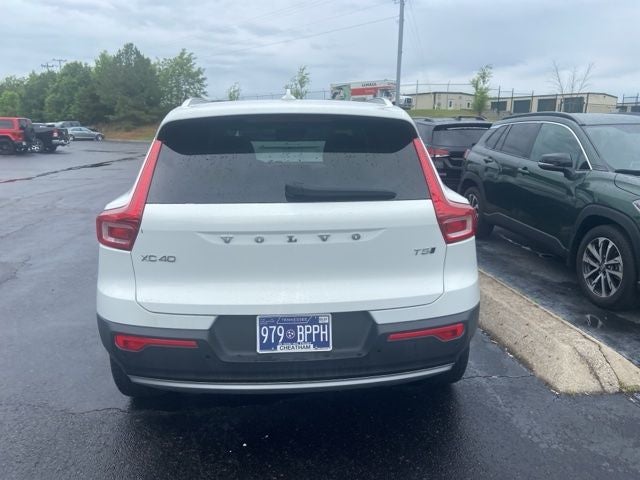 2019 Volvo XC40 Momentum