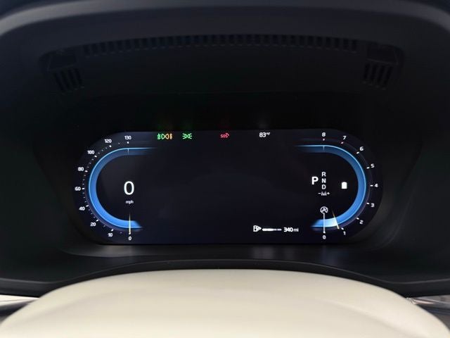 2022 Volvo XC60 B5 Momentum