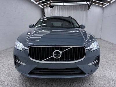 2022 Volvo XC60 B5 Momentum