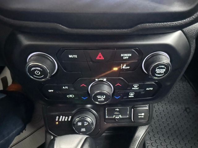2022 Jeep Renegade Trailhawk
